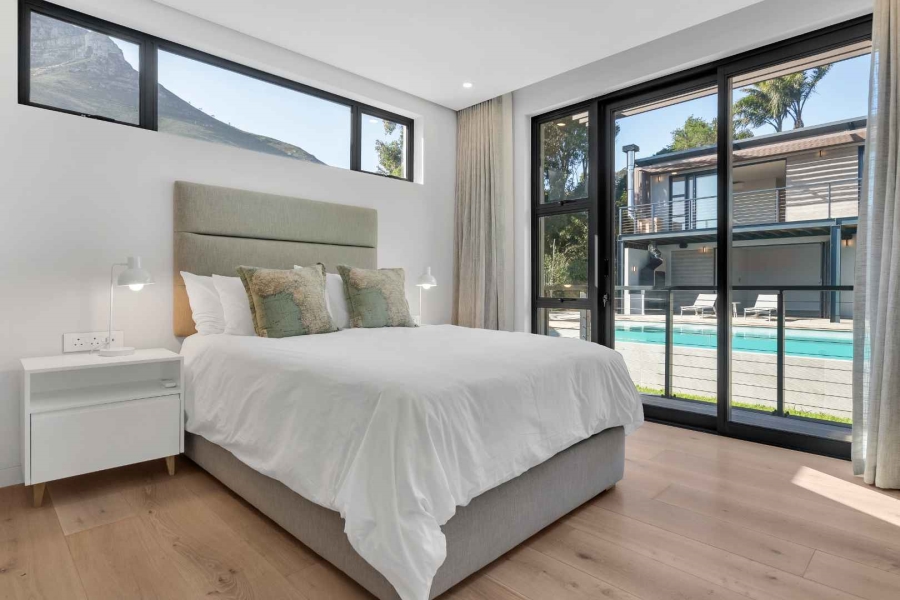6 Bedroom Property for Sale in Camps Bay Western Cape